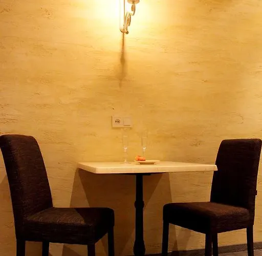 In Deribasovskaya Street 13